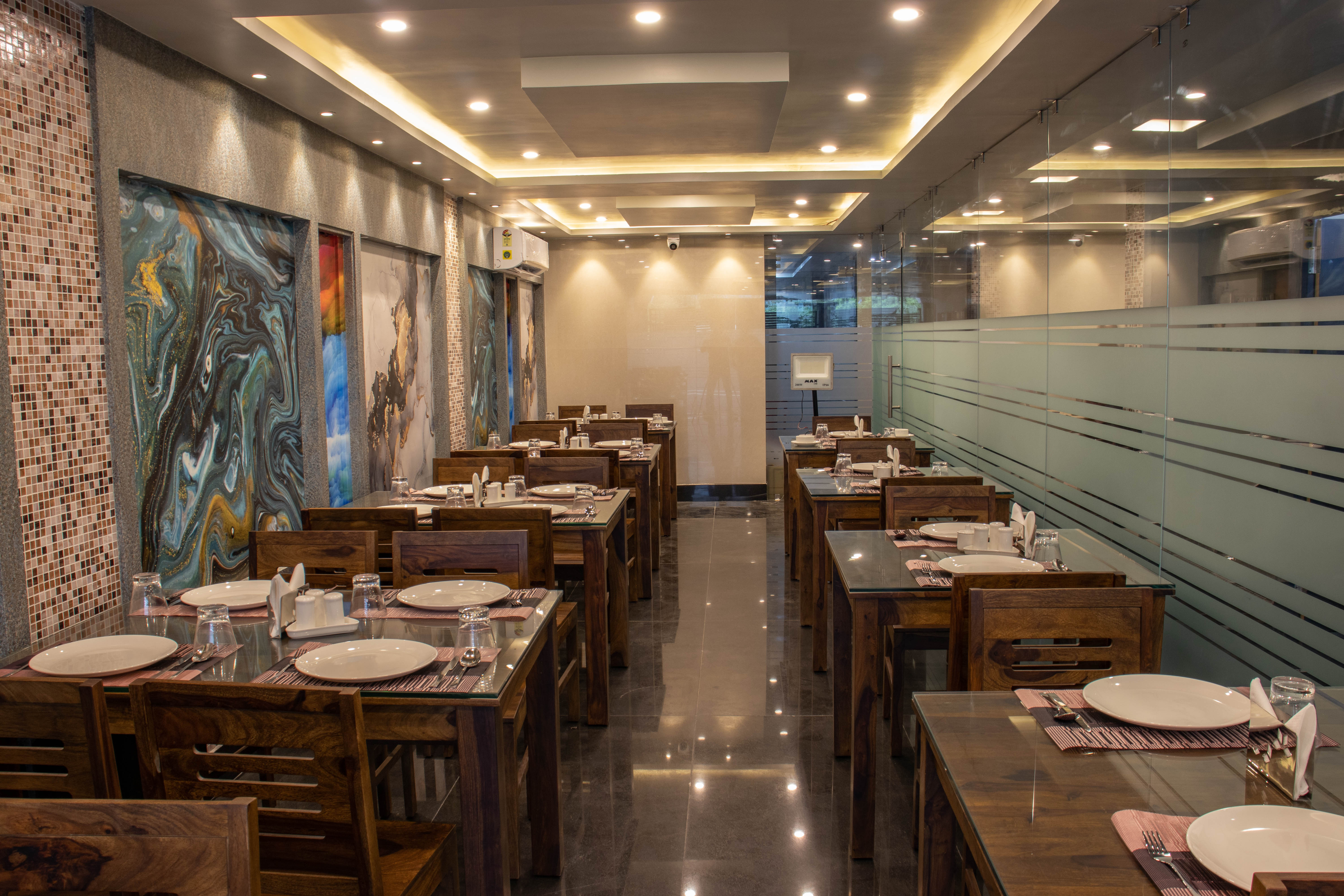 Top Tips for Hospital Visitors: Staying Near RG Kar Medical College